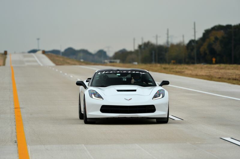 Hennessey_Corvette-C7_Toll-Road07