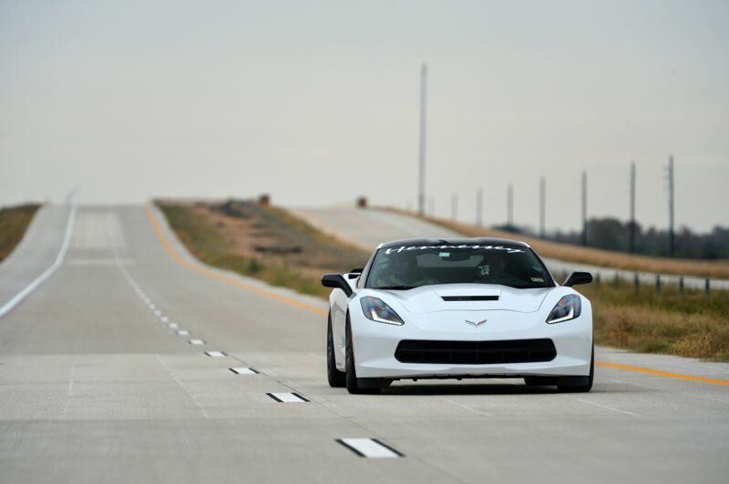 Hennessey_Corvette-C7_Toll-Road10