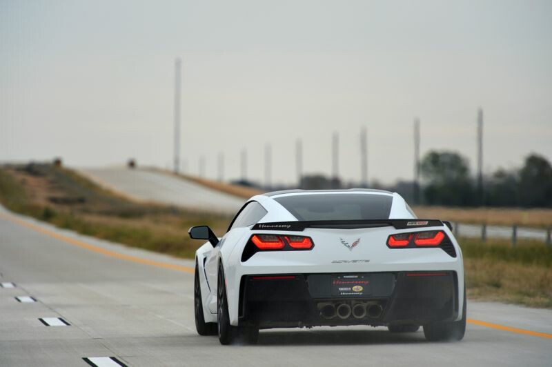 Hennessey_Corvette-C7_Toll-Road11